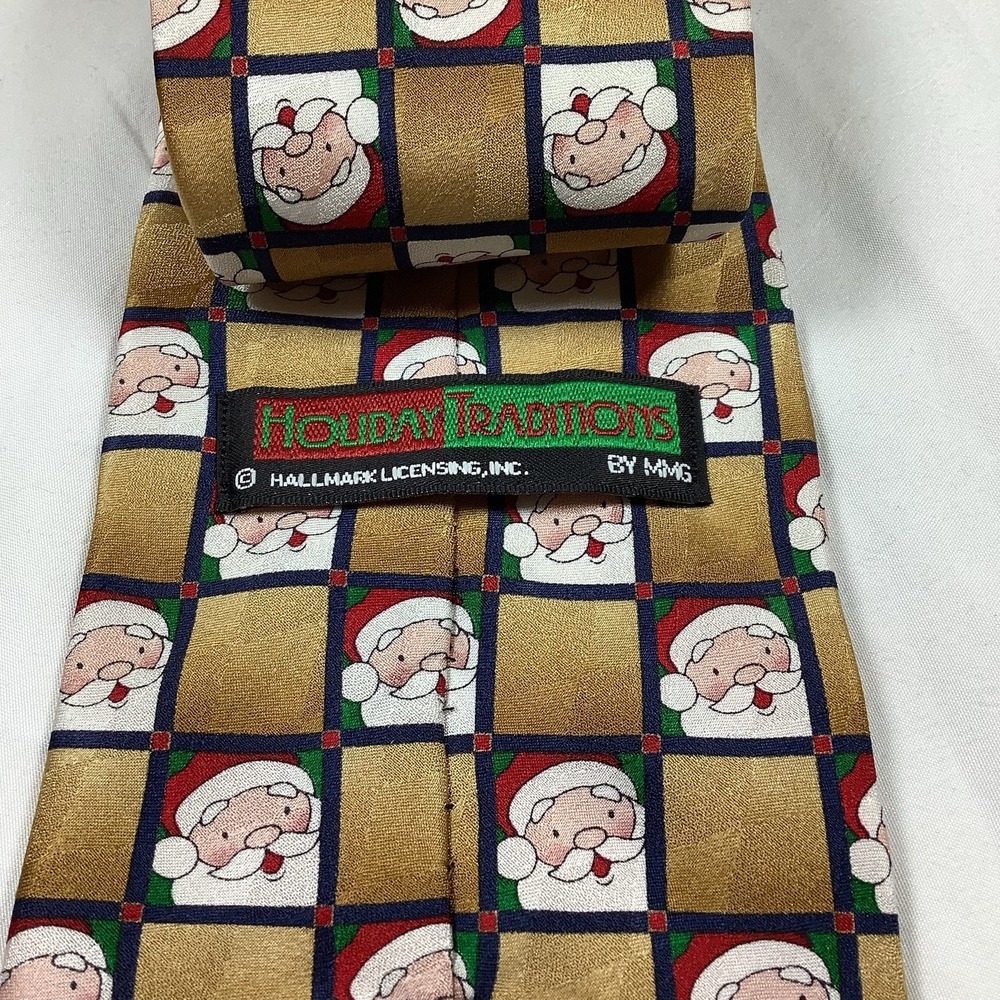 Hallmark Holiday Traditions Santa Claus Christmas Necktie MMG‎